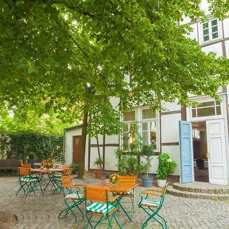 Landgasthaus & Hotel Lindenhof Königslutter am Elm Exteriör bild